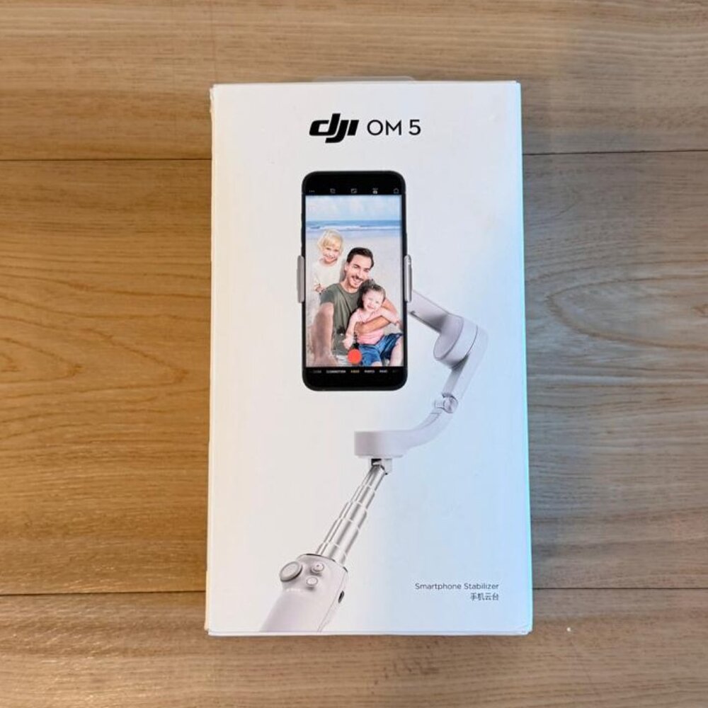 DJI OM 5 Smartphone Gimbal Stabilizer, 3-Axis Phone Gimbal